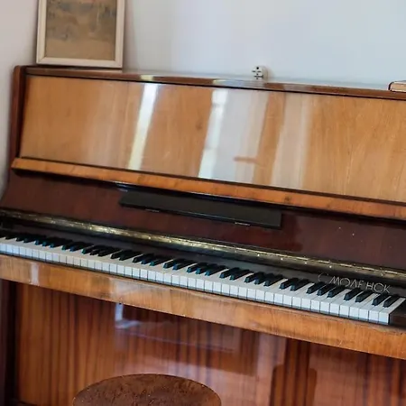 V 13 - 3 Bdr Balcony, Views - Courtyard N Vokieciu Vilnius