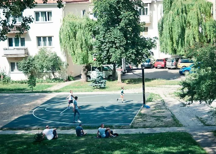 アパート V 13 - 3 Bdr Balcony, Views - Courtyard N Vokieciu