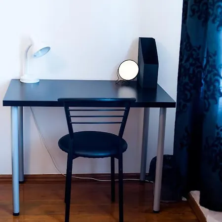 Appartement V 13 - 3 Bdr Balcony, Views - Courtyard N Vokieciu Vilnius