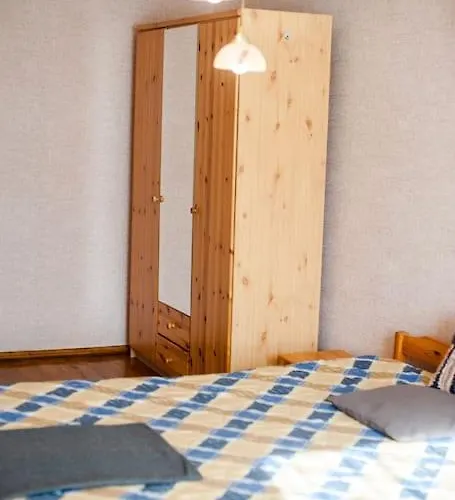 V 13 - 3 Bdr Balcony, Views - Courtyard N Vokieciu Apartment Vilnius